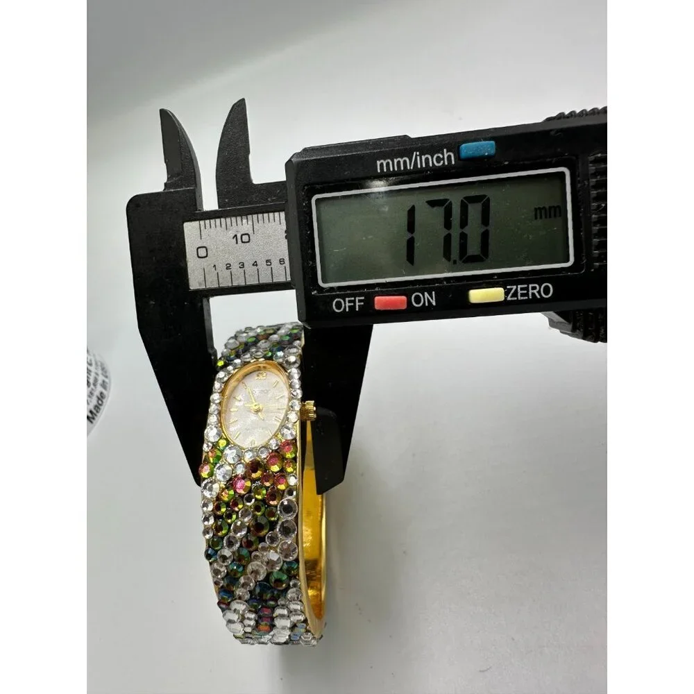 Rhinestone Watch Women Gold Tone Striped Bling Bangle Band New Battery 6.5